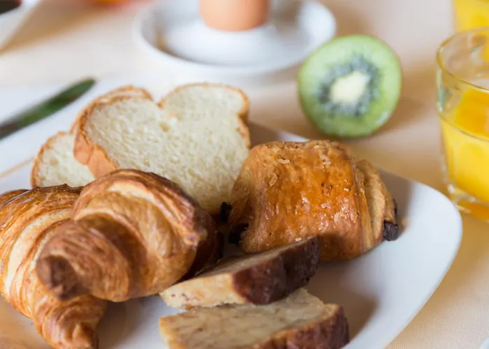 호텔 Borghese, The Originals Relais 4*