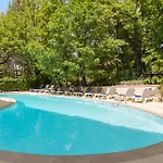 Borghese, The Originals Relais 4* Greoux-les-Bains