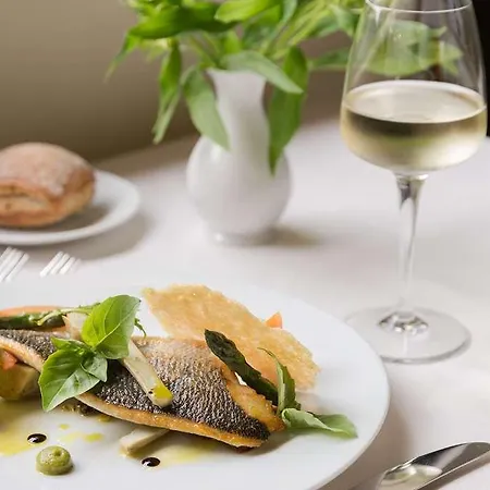 Borghese, The Originals Relais 4* Gréoux-les-Bains