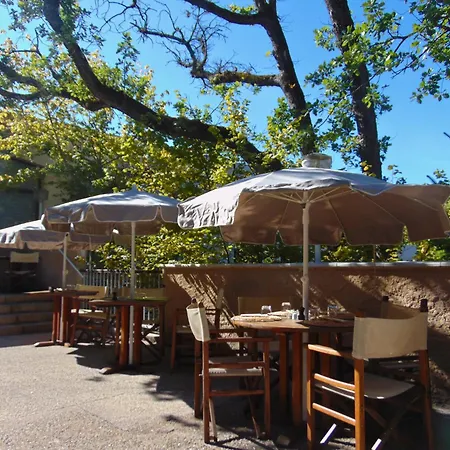 Borghese, The Originals Relais Hotel Gréoux-les-Bains