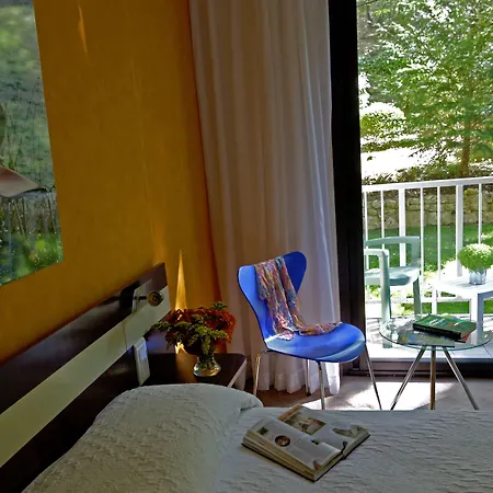 Hotel Borghese, The Originals Relais Gréoux-les-Bains
