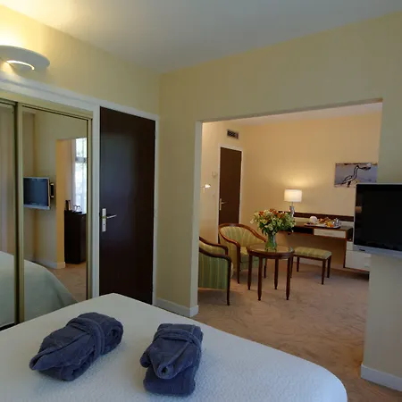 Borghese, The Originals Relais