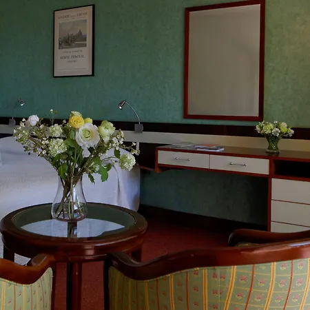 Borghese, The Originals Relais Hotell