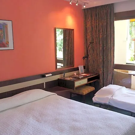 Borghese, The Originals Relais Szálloda Gréoux-les-Bains