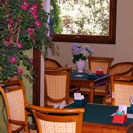 Borghese Hotel 4*