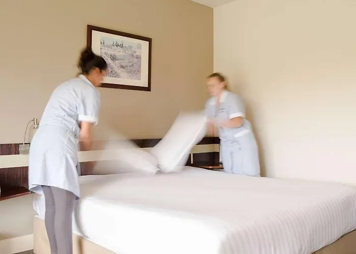 Hotel Borghese, The Originals Relais Greoux-les-Bains