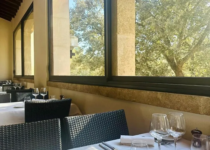 Borghese, The Originals Relais Hotel Greoux-les-Bains