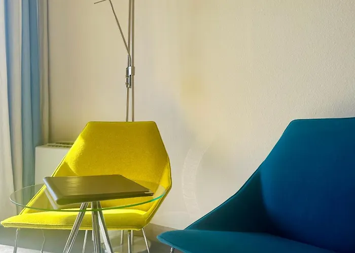 Borghese, The Originals Relais Hotel Greoux-les-Bains